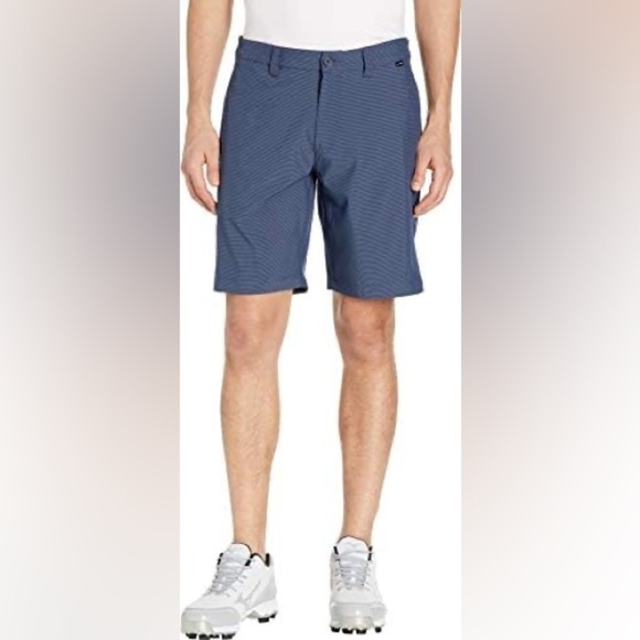 Travis Mathew Other - Travis Mathew Vintage Indigo Carsbad Golf Shorts 32W